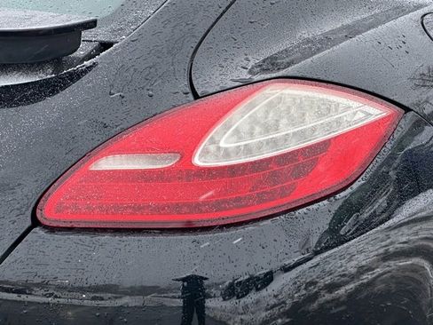 Used 2010 Porsche Panamera 4S image 13