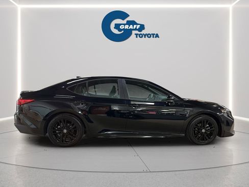 Used 2026 Toyota Camry SE FWD image 5