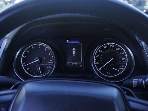 Used 2024 Toyota Camry SE FWD image 14