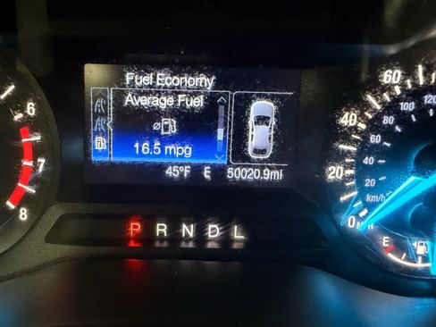 Used 2017 Ford Fusion SE image 11