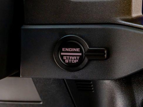 Used 2025 Ford Bronco Raptor AWD/4WD image 22