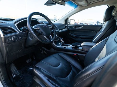 Used 2018 Ford Edge Titanium w/ Equipment Group 302A image 15