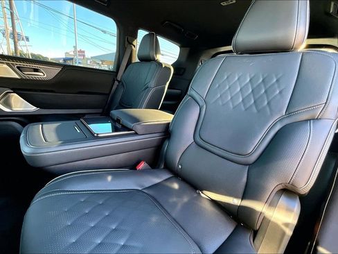 New 2026 INFINITI QX80 Autograph w/ Premium Cargo Package AWD/4WD image 14