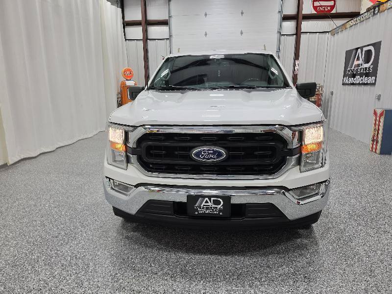 Used 2021 Ford F150 XLT w/ Equipment Group 301A Mid RWD image 4