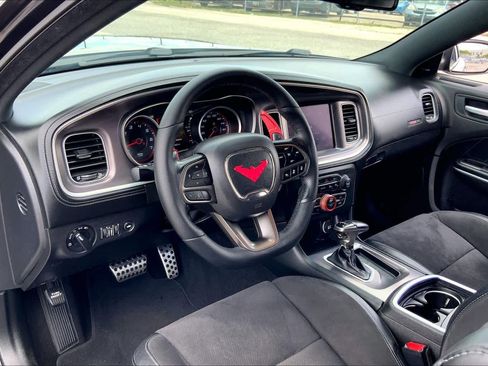 Used 2022 Dodge Charger Scat Pack RWD image 16