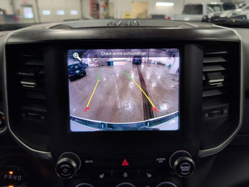 Used 2021 RAM 1500 Big Horn image 12