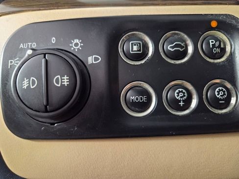 Used 2014 Maserati GranTurismo Convertible RWD image 20