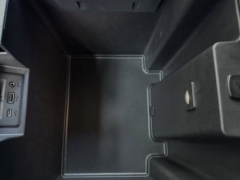 Used 2022 Chevrolet Silverado 1500 High Country w/ Z71 Off-Road Package image 32