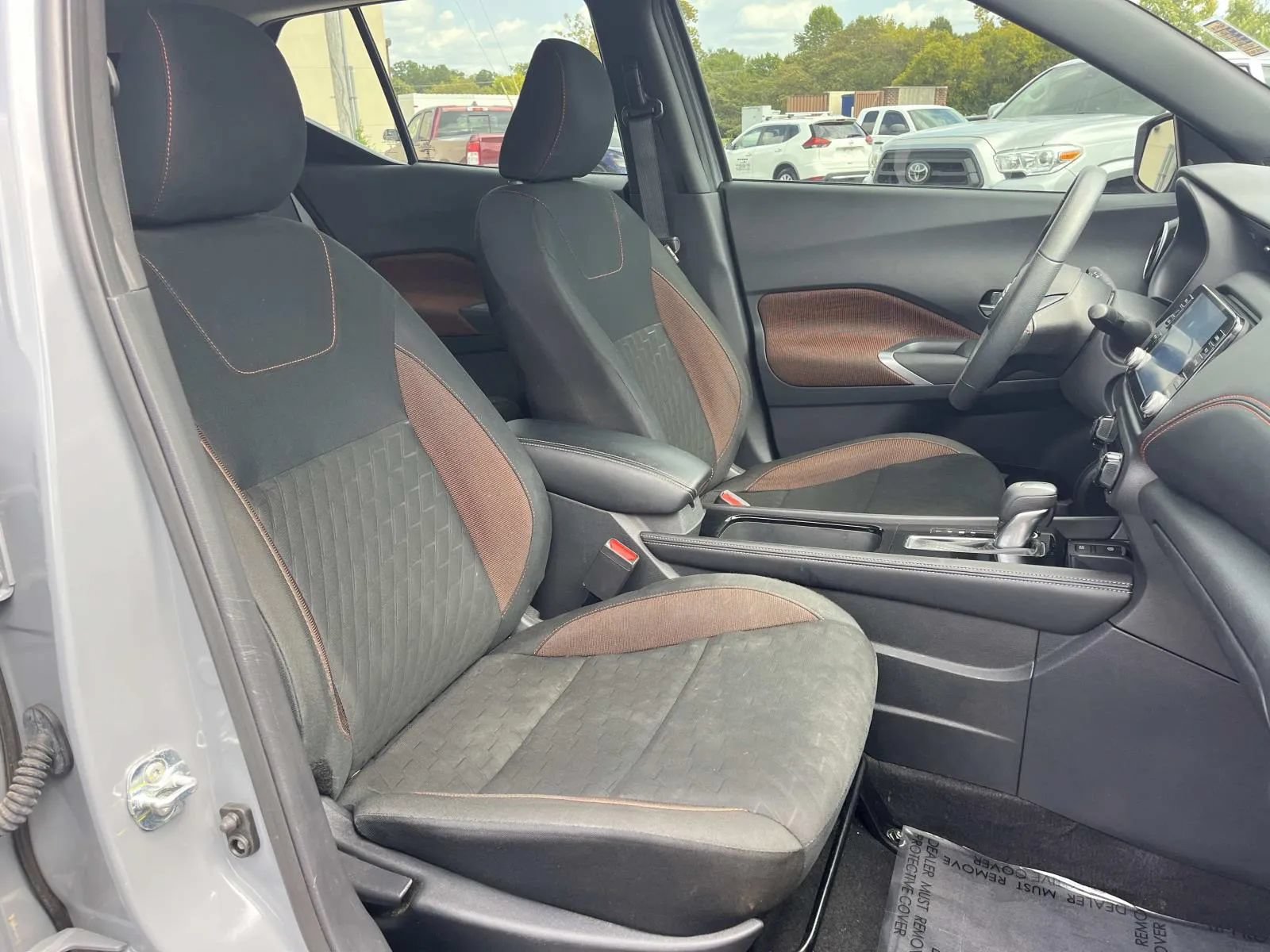 Used 2024 Nissan Kicks SR FWD image 24