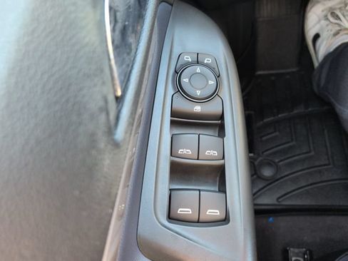 Used 2022 Chevrolet Bolt EUV Premier w/ Sun & Sound Package FWD image 30