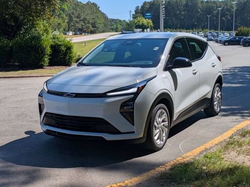 New 2027 Chevrolet Bolt LT FWD image 5