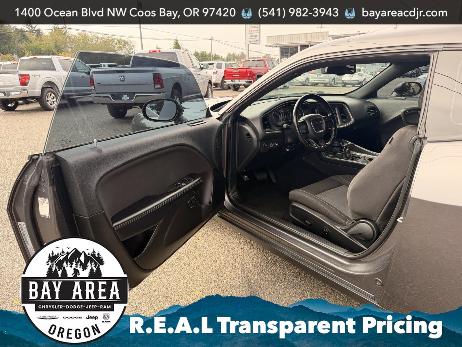 Used 2021 Dodge Challenger SXT RWD image 11