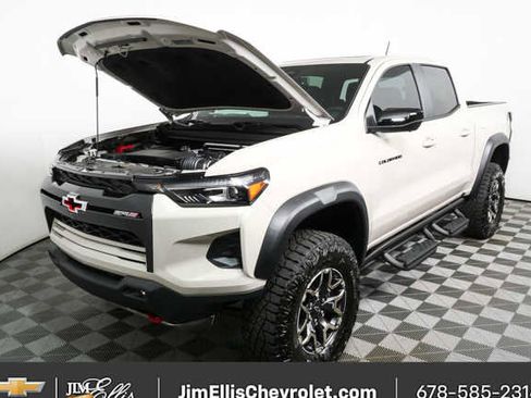 New 2026 Chevrolet Colorado ZR2 w/ Technology Package AWD/4WD image 31