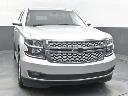 Used 2017 Chevrolet Tahoe LS RWD image 3