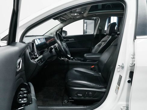 Used 2023 Kia Sportage EX w/ EX Premium Package image 26