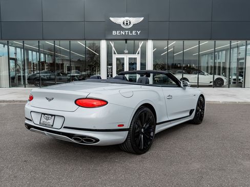Used 2024 Bentley Continental GT Speed image 3