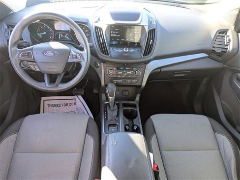 Used 2019 Ford Escape SE image 16