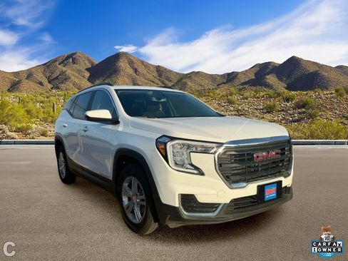 Used 2023 GMC Terrain SLE w/ Driver Convenience Package AWD/4WD image 5