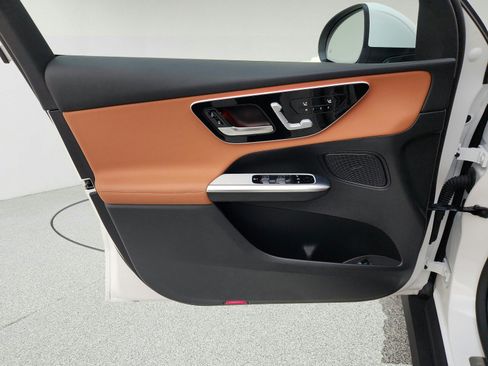 Certified 2026 Mercedes-Benz GLC 300 image 30