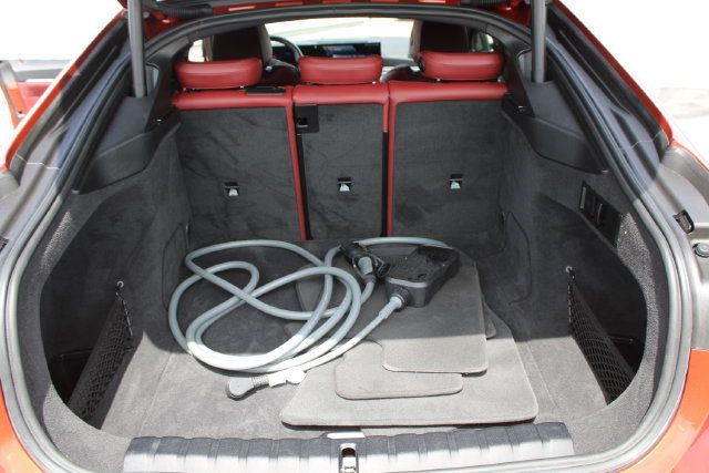 Used 2023 BMW i4 eDrive40 w/ M Sport Package RWD image 37