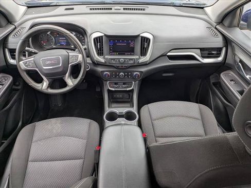 Used 2022 GMC Terrain SLE w/ Driver Convenience Package FWD image 10