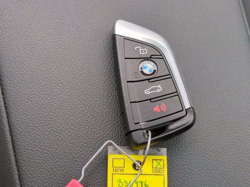 Used 2024 BMW 330i Sedan image 31