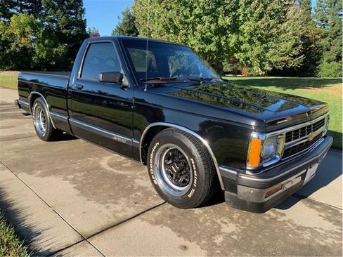 Used 1991 Chevrolet S10 Pickup 2WD Regular Cab image 1