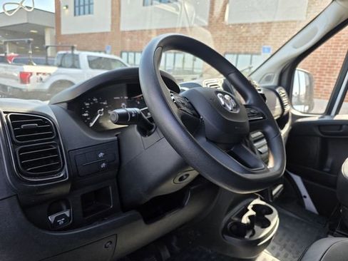 Used 2023 RAM ProMaster 2500 image 11