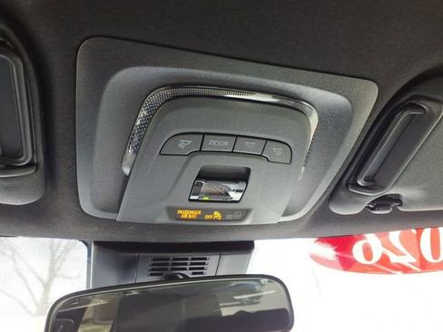 Used 2026 Toyota Corolla XSE FWD image 30