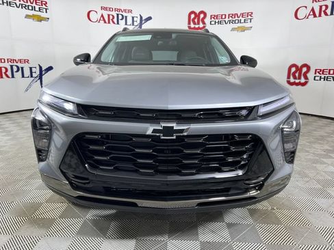 New 2026 Chevrolet Trax ACTIV w/ Sunroof Package FWD image 2