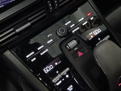 Certified 2023 Porsche Cayenne Turbo GT AWD/4WD image 19