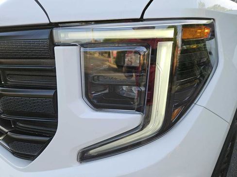 Used 2025 GMC Sierra 1500 Pro w/ Pro Value Package AWD/4WD image 10