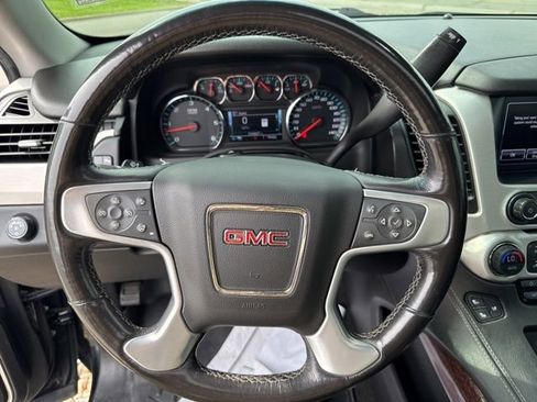 Used 2018 GMC Yukon SLT w/ Premium Edition AWD/4WD image 22