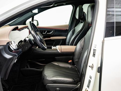 Certified 2023 Mercedes-Benz EQS 580 4MATIC SUV image 20