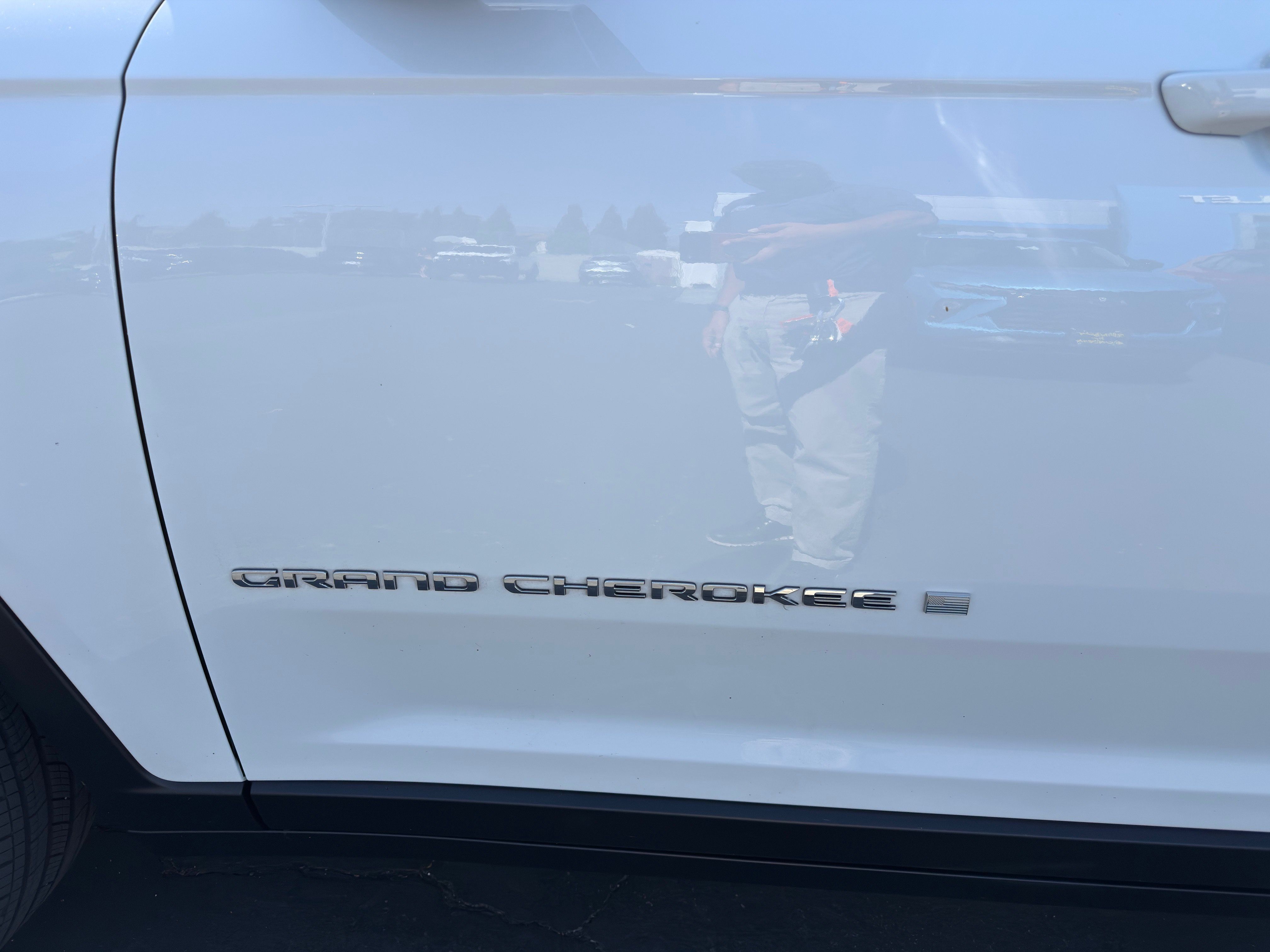 Used 2023 Jeep Grand Cherokee Limited w/ Trailer Tow Prep Group (B) AWD/4WD image 38