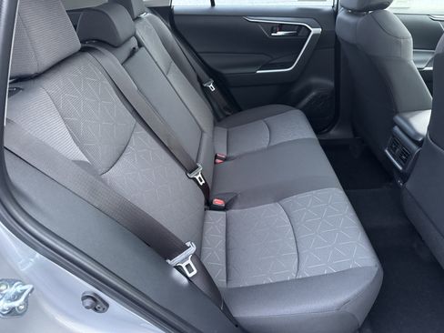 New 2025 Toyota RAV4 XLE image 5