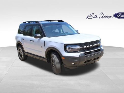 New 2026 Ford Bronco Sport Outer Banks AWD/4WD image 2