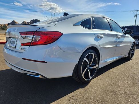 Used 2022 Honda Accord Sport image 5