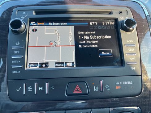 Used 2017 Buick Enclave Leather w/ Enclave Sport Touring Edition image 17