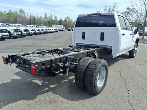 New 2026 Chevrolet Silverado 3500 W/T AWD/4WD image 27