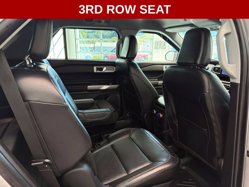 Used 2021 Ford Explorer Limited w/ Equipment Group 301A AWD/4WD image 21