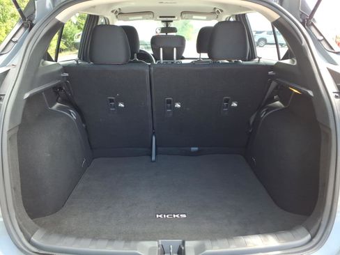Used 2023 Nissan Kicks SR FWD image 27