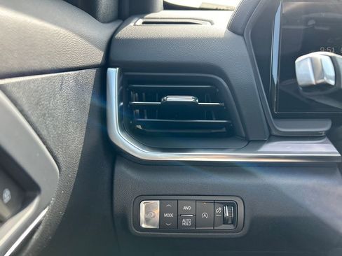 New 2026 GMC Terrain Elevation w/ Elevation Premium Package AWD/4WD image 20