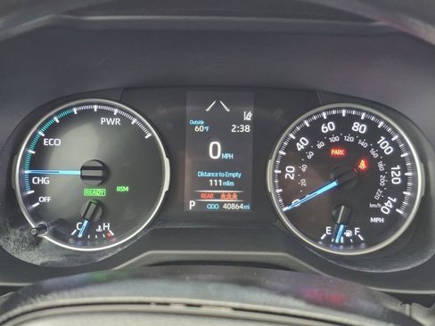 Used 2021 Toyota RAV4 XLE image 12