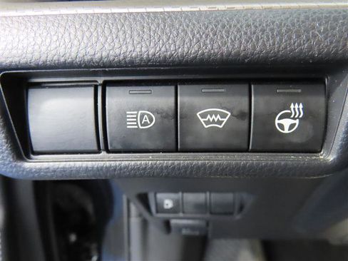 Used 2023 Toyota Prius XLE FWD image 18