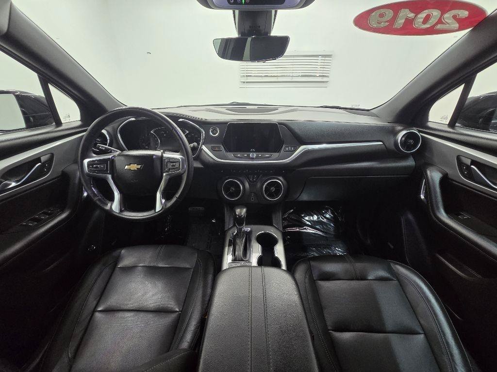 Used 2019 Chevrolet Blazer LT w/ Sun and Wheels Package FWD image 16