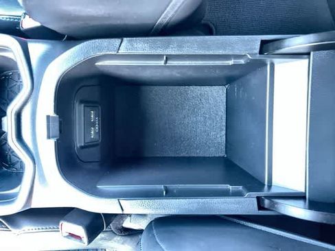 Used 2021 Toyota RAV4 XSE AWD/4WD image 27