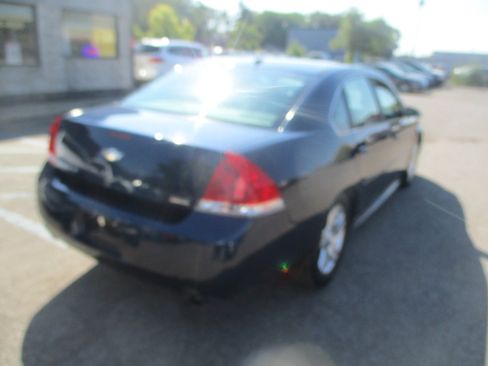 Used 2012 Chevrolet Impala LT w/ LT Sunroof Package image 5