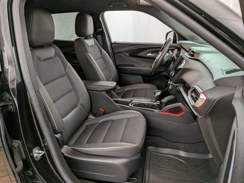 Used 2023 Chevrolet TrailBlazer RS w/ Convenience Package FWD image 20