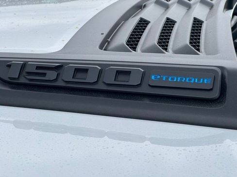 New 2026 RAM 1500 Laramie AWD/4WD image 39